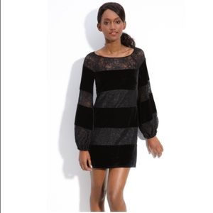 LAUNDRY BY SHELLI SEGAL Velvet & Lace Shift Dress